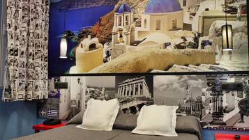 Habitación ejecutiva | Caja fuerte, decoración individual, mobiliario individual y escritorio