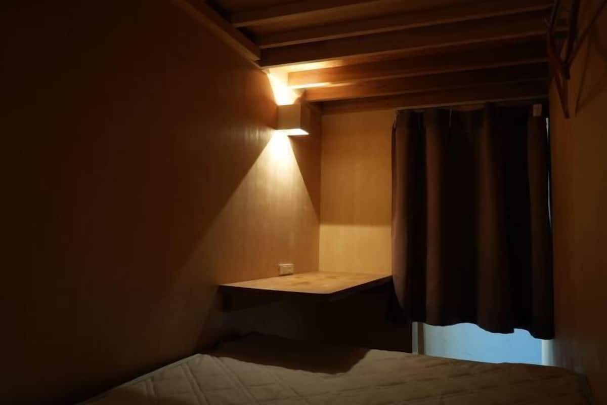 Una cassaforte in camera, Wi-Fi gratuito, lenzuola