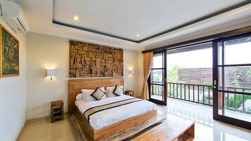 1 bedroom, in-room safe, desk, blackout curtains