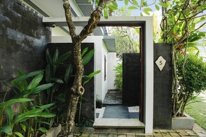 Front of property - White Lotus Villas Seminyak (Seminyak)