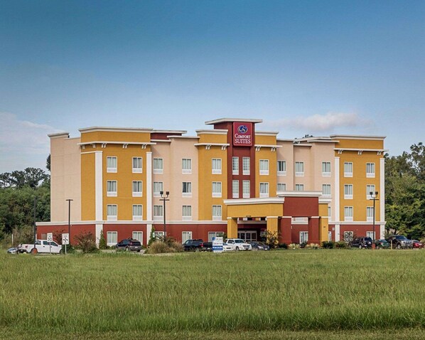 Exterior - Comfort Suites near Tanger Outlet Mall (Gonzales)