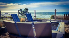 Front of property - Inn at Nye Beach (Newport)