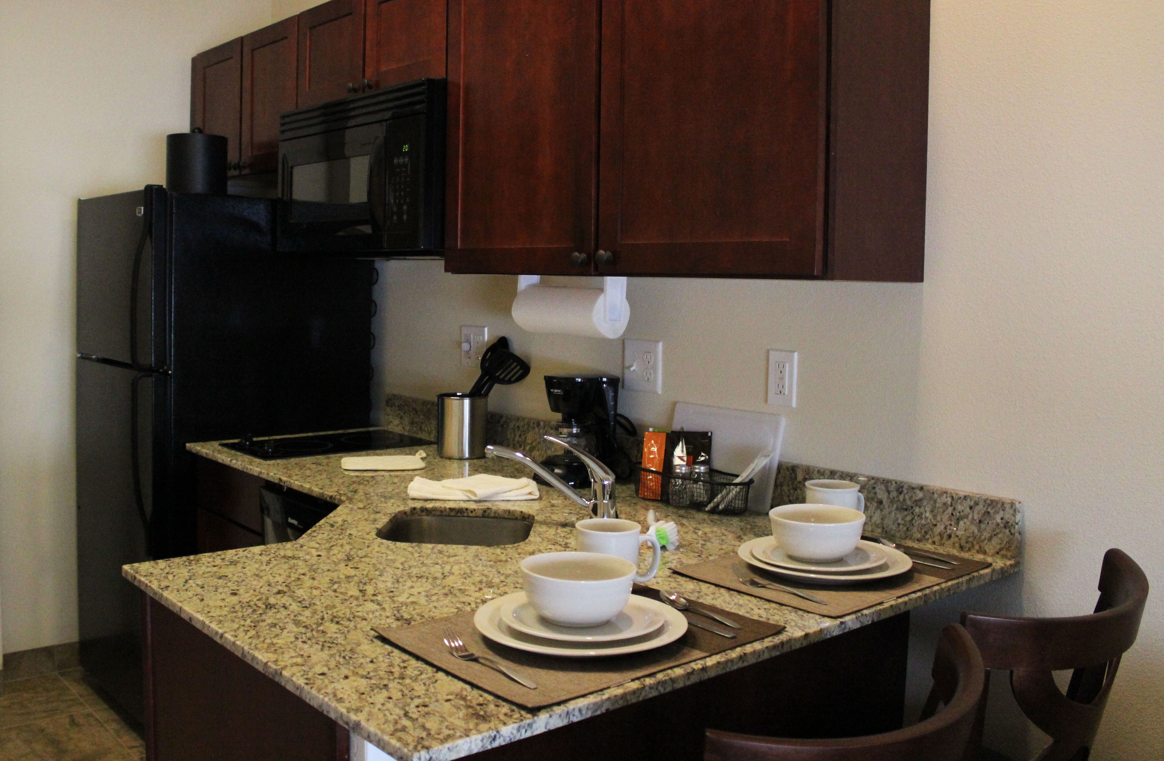 studio suite (must check-in before 9 pm) | private kitchenette | full-sized fridge, microwave, stovetop, dishwasher
