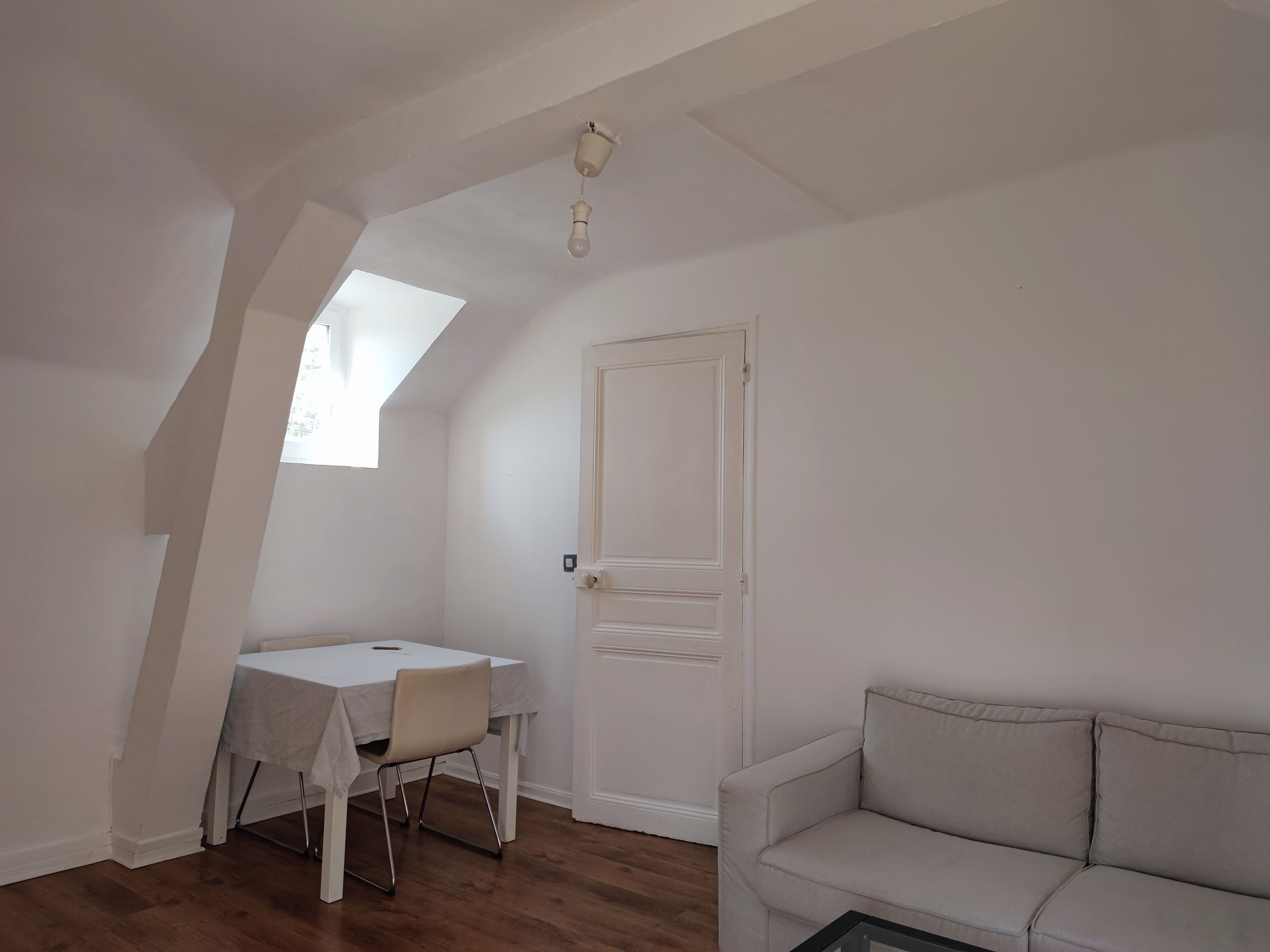 Apartment, 1 Bedroom | Living area | 82-cm LCD TV with digital channels, TV, tablet