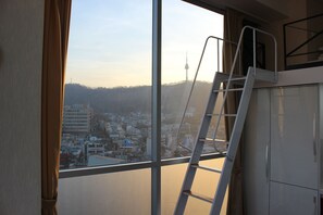 Family Room | Blackout drapes, iron/ironing board, rollaway beds, free WiFi - Chungmuro Residence (Seoul)