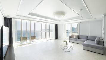 3 kamar tidur, kedap suara, Wi-Fi gratis, dan seprai linen