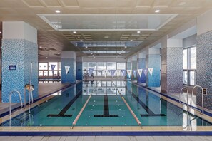 Una piscina techada
