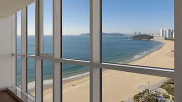 Quartos à prova de som, Wi-Fi de cortesia, roupa de cama
