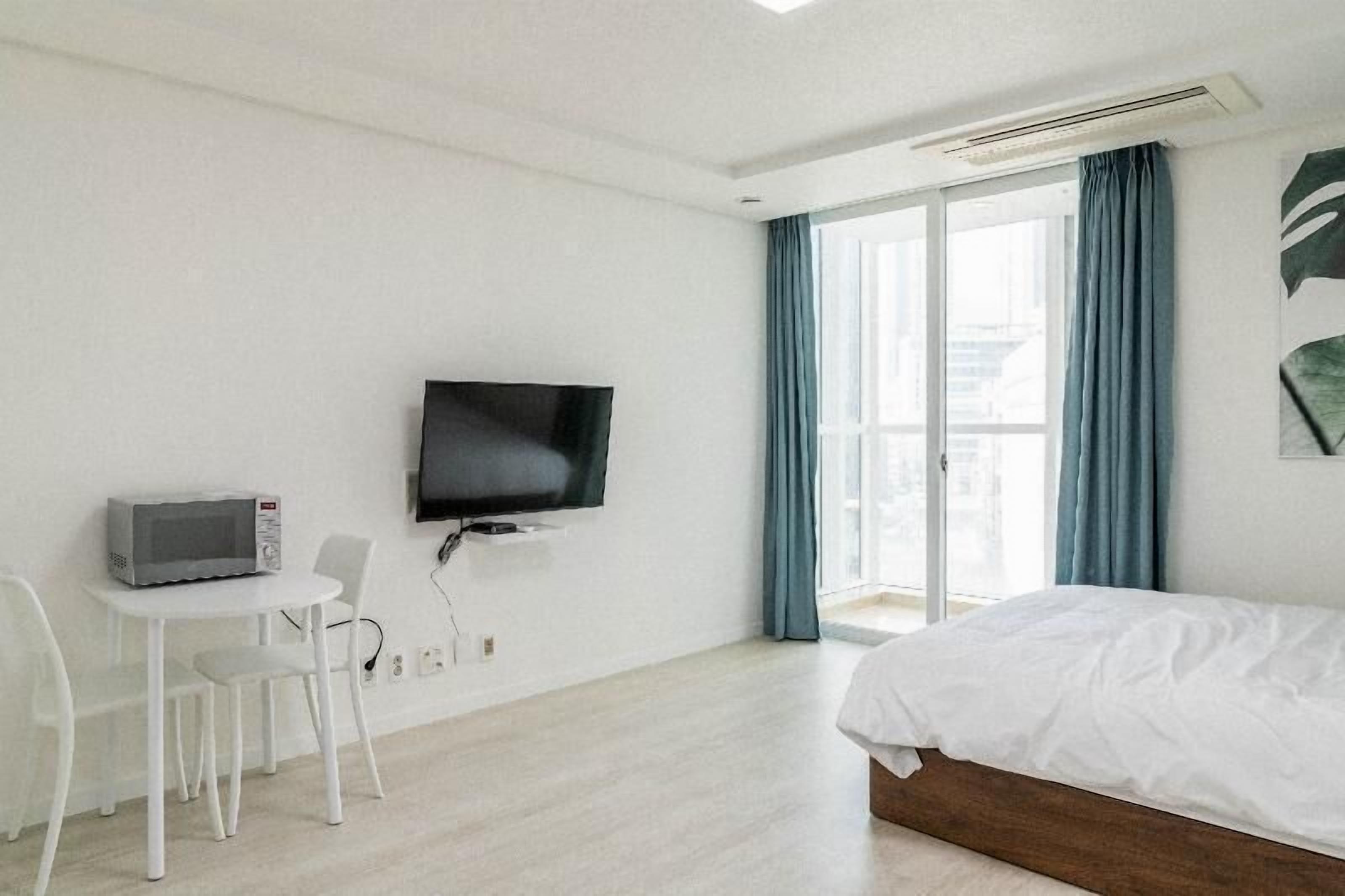 Lydisolert, wi-fi (inkludert) og sengetøy