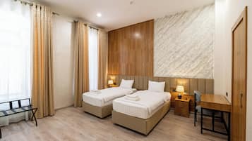 豪華雙床房, 城市景 | 高級寢具、迷你吧、房內夾萬、獨特設計