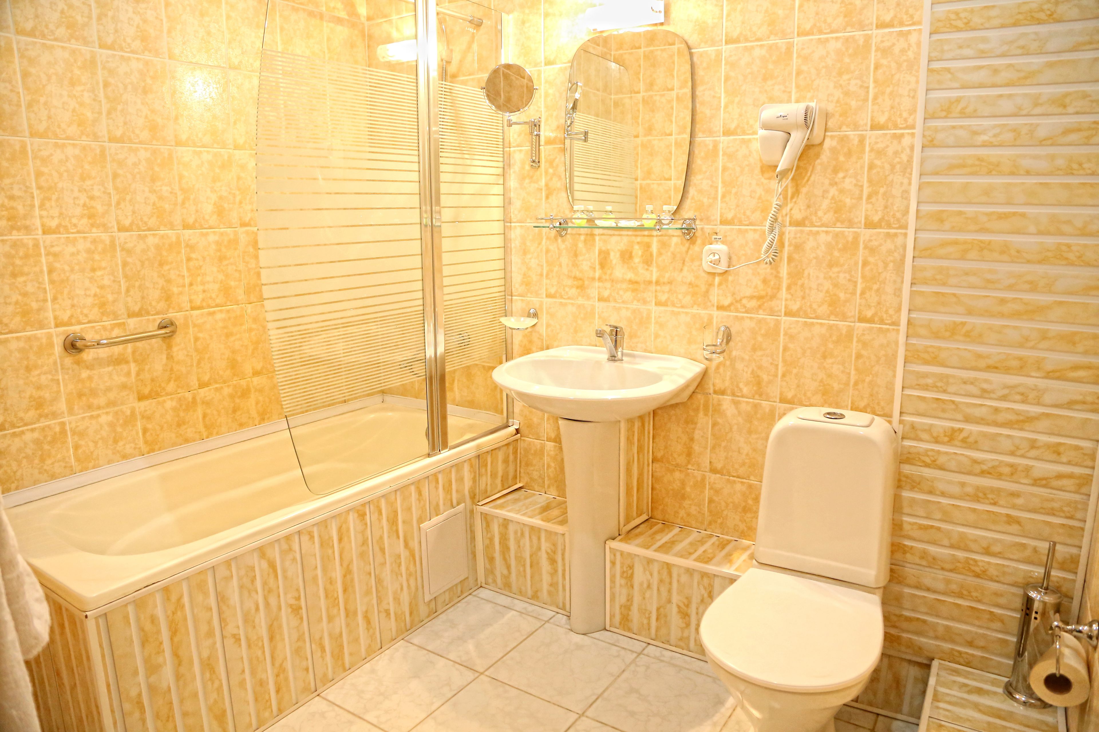 shower, free toiletries, hair dryer, bathrobes