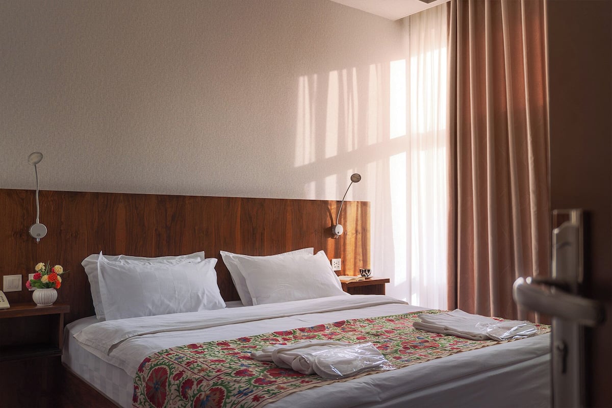 Premium bedding, in-room safe, desk, soundproofing