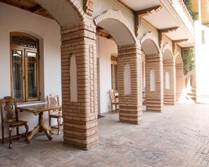 Terrace/patio - Malika Classic Hotel (Samarkand)