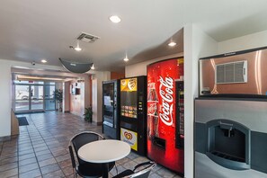 Vending machine - Motel 6 Terrell, TX (Terrell)
