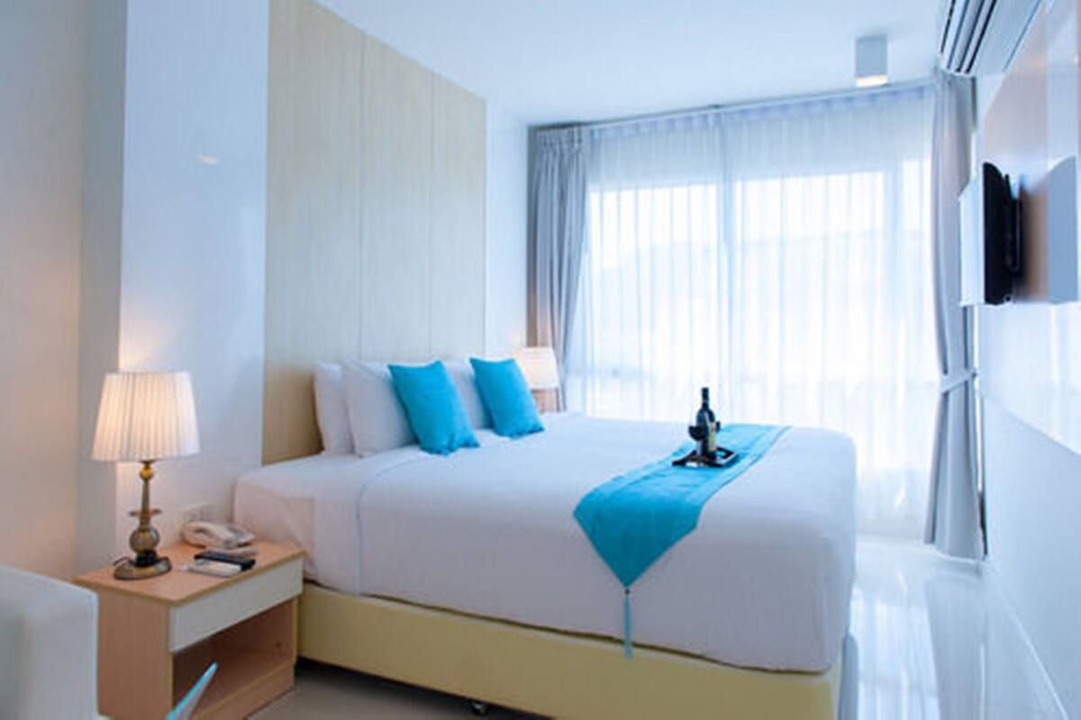 Minibar, coffres-forts dans les chambres, Wi-Fi gratuit