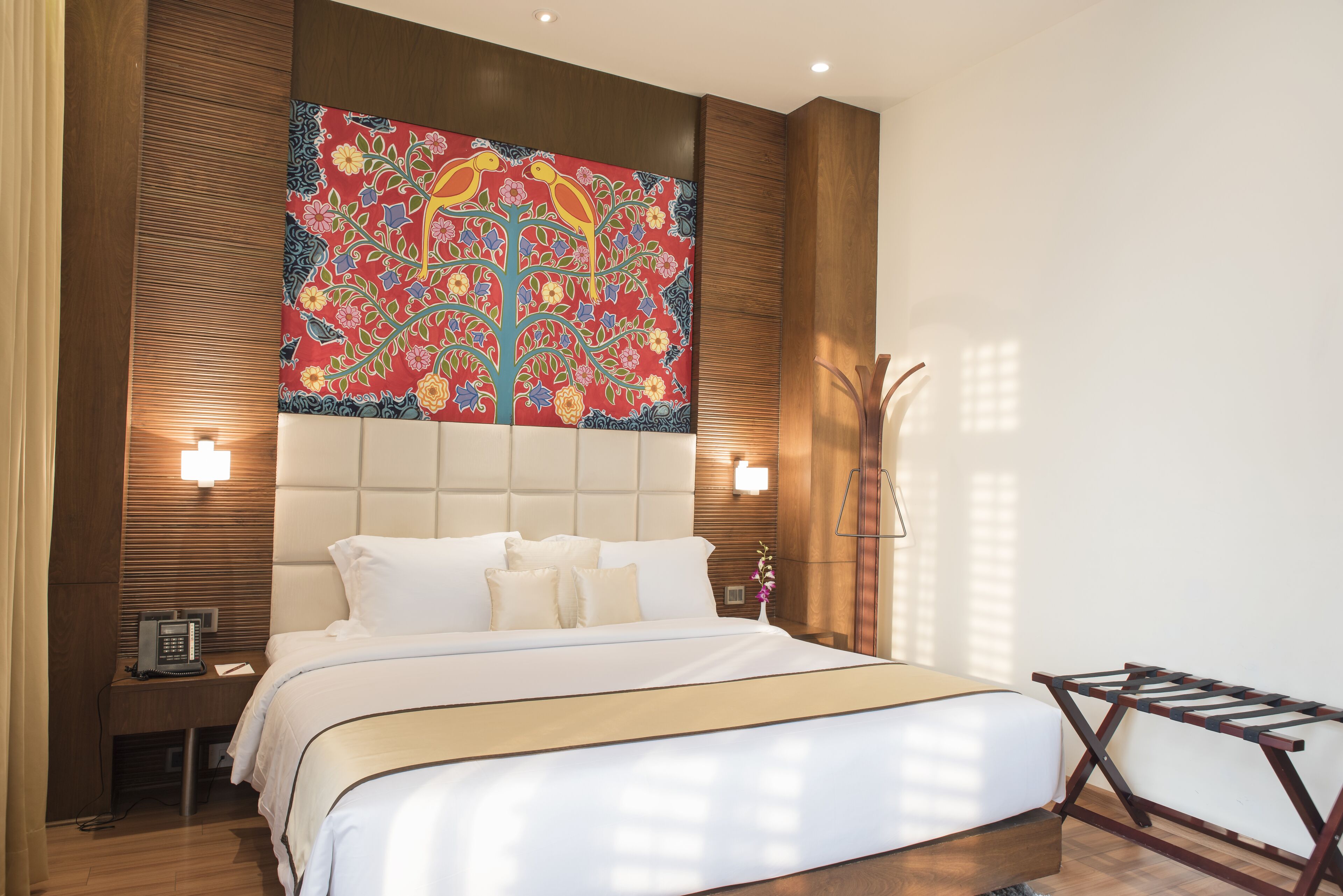 1 bedroom, premium bedding, minibar, in-room safe