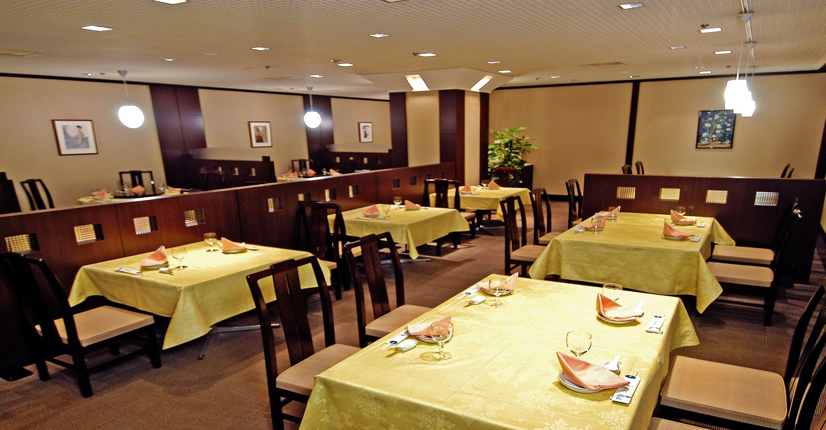 restaurant