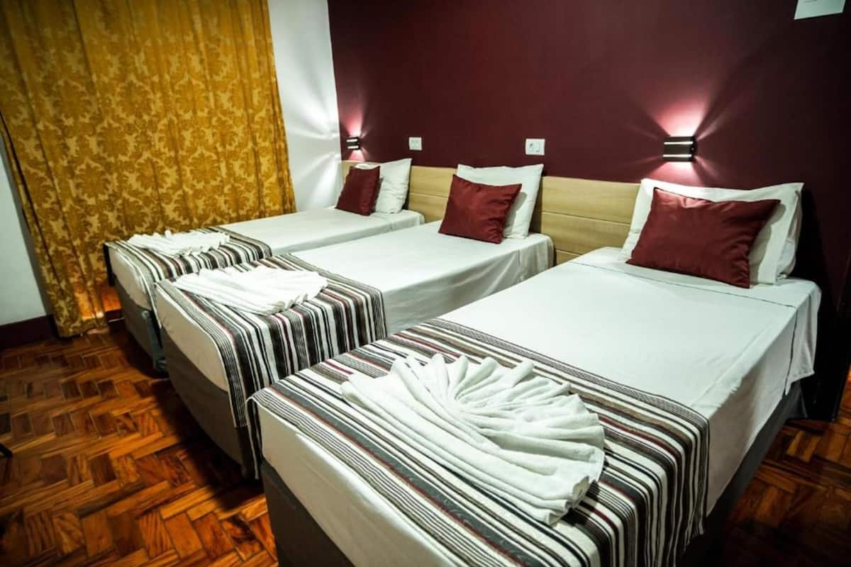 Free WiFi, bed sheets