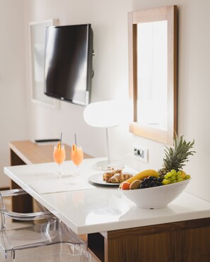 Colchones con efecto memoria y minibar