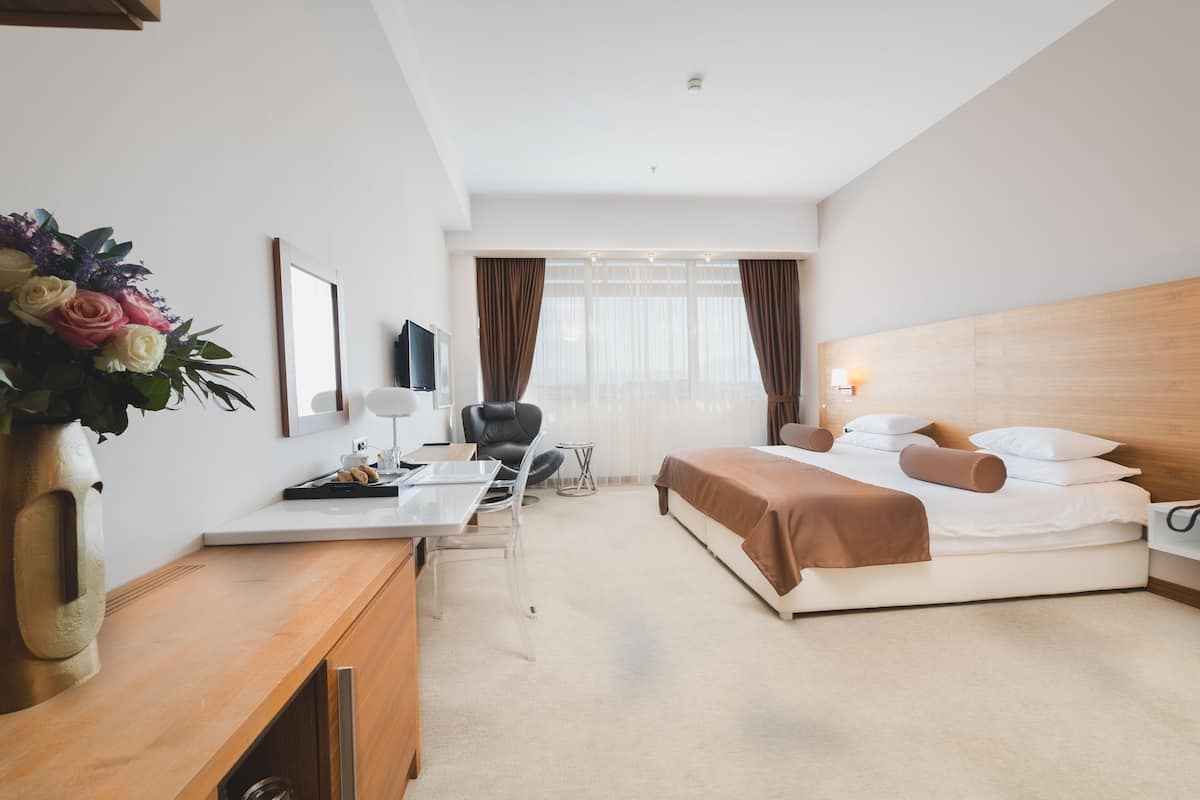 Colchones con efecto memoria y minibar