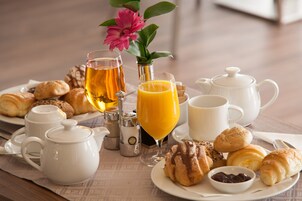 Desayuno buffet incluido todos los días 
