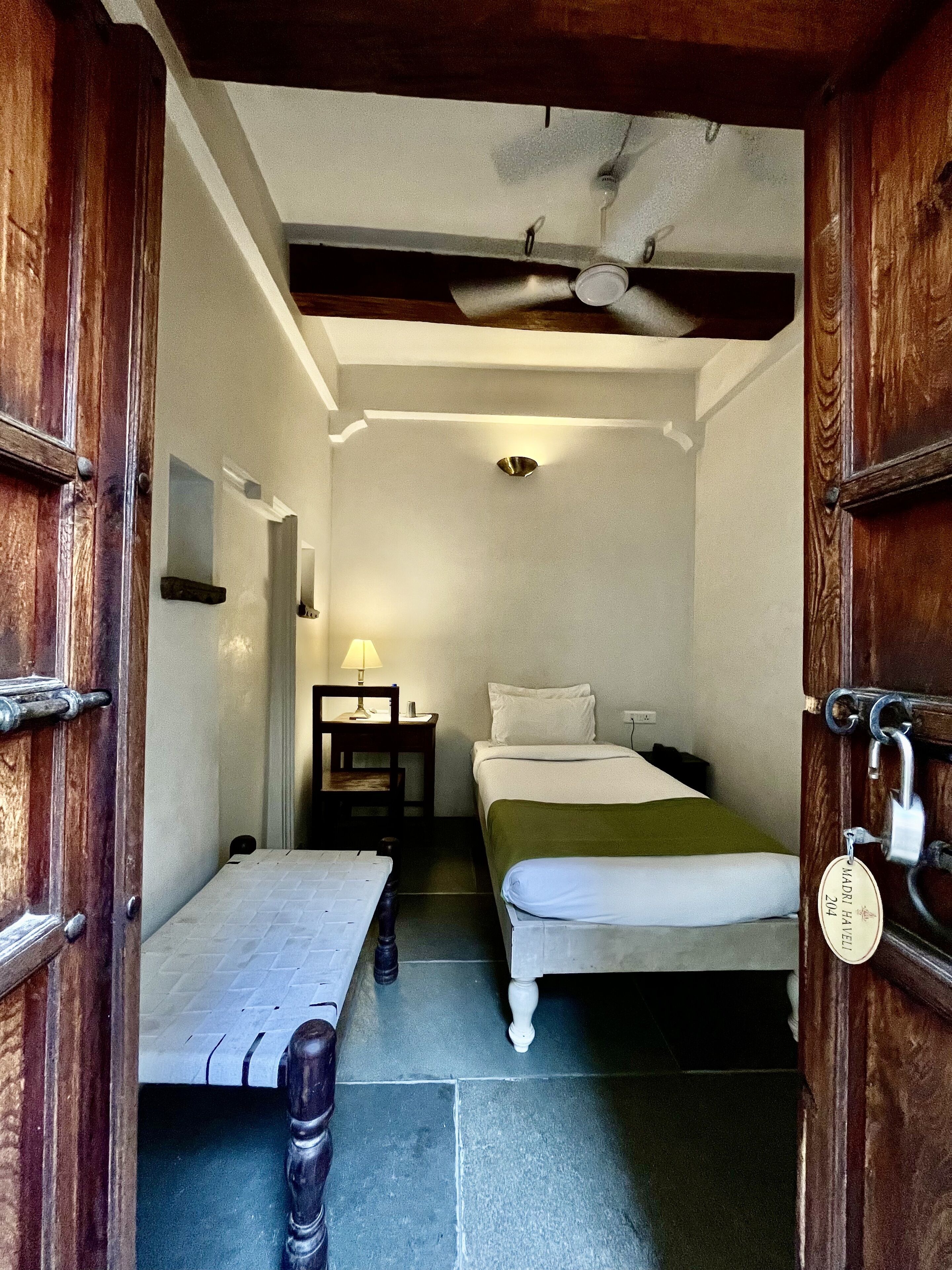 standard single room ( non - ac )  | 1 bedroom, premium bedding, select comfort beds, desk