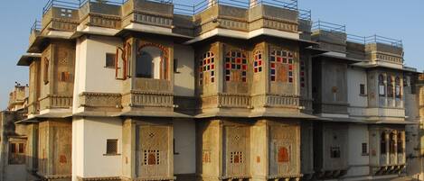 Majoituspaikan julkisivu