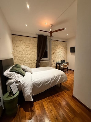 Double Room | Free cribs/infant beds, free WiFi