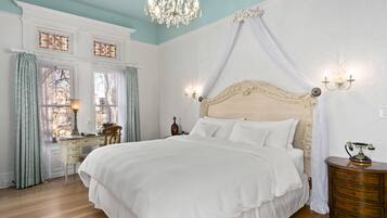 Habitación doble de uso individual | Ropa de cama de alta calidad, edredón y decoración personalizada