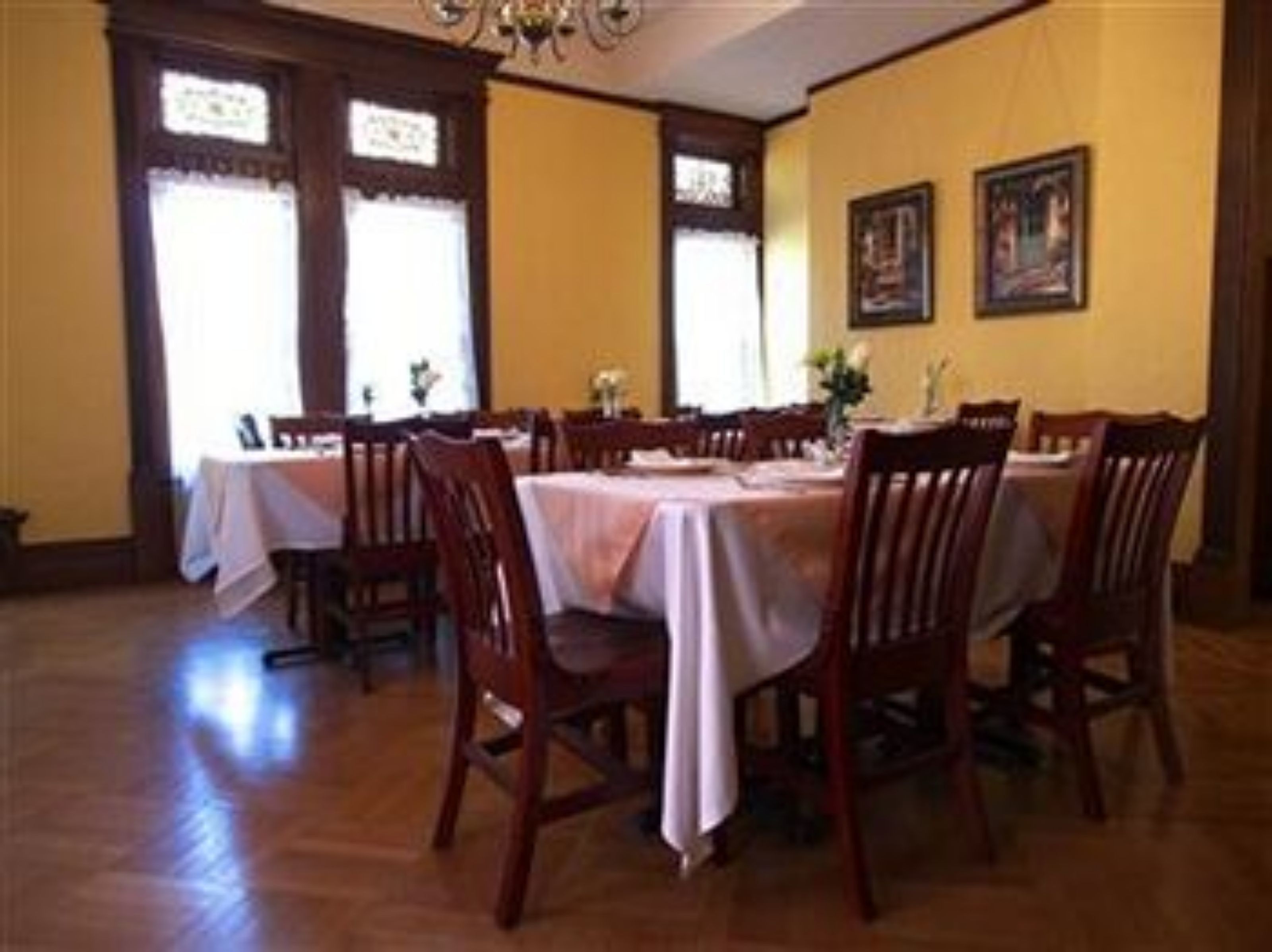 Photo - Patterson Inn