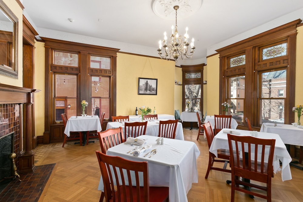 Patterson Inn by null