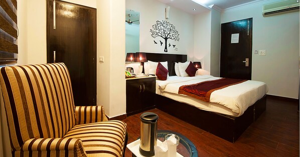 Premium bedding, Select Comfort beds, in-room safe