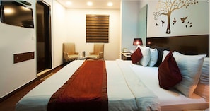Premium bedding, Select Comfort beds, in-room safe