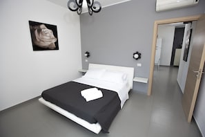 Interior - Selenite (Capo d'Orlando)