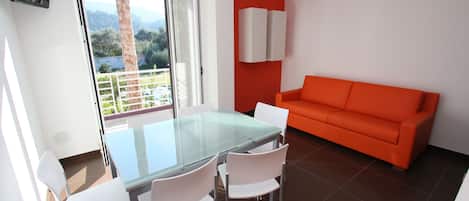 Apartment (4 Pax) | Living area