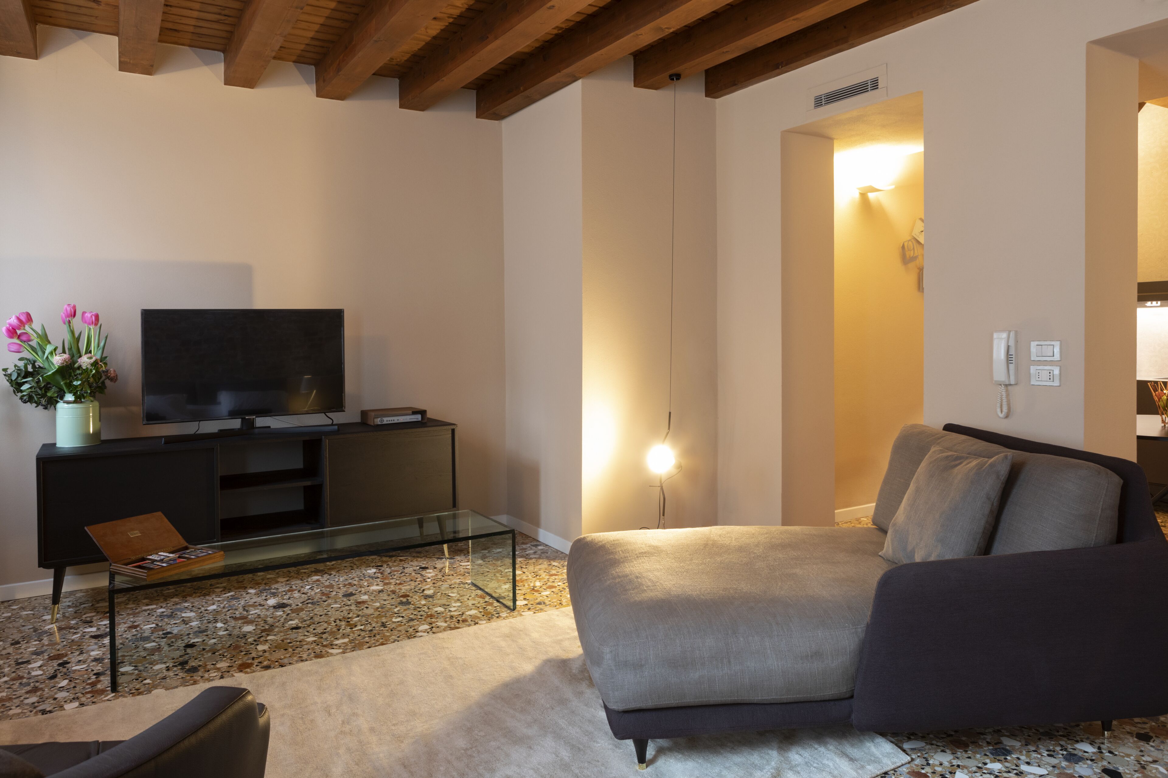 deluxe suite, annex building (spa) | down duvets, in-room safe, desk, soundproofing