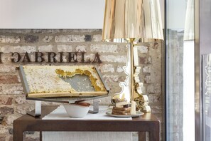 Interior detail - Hotel Corte di Gabriela (Venice)