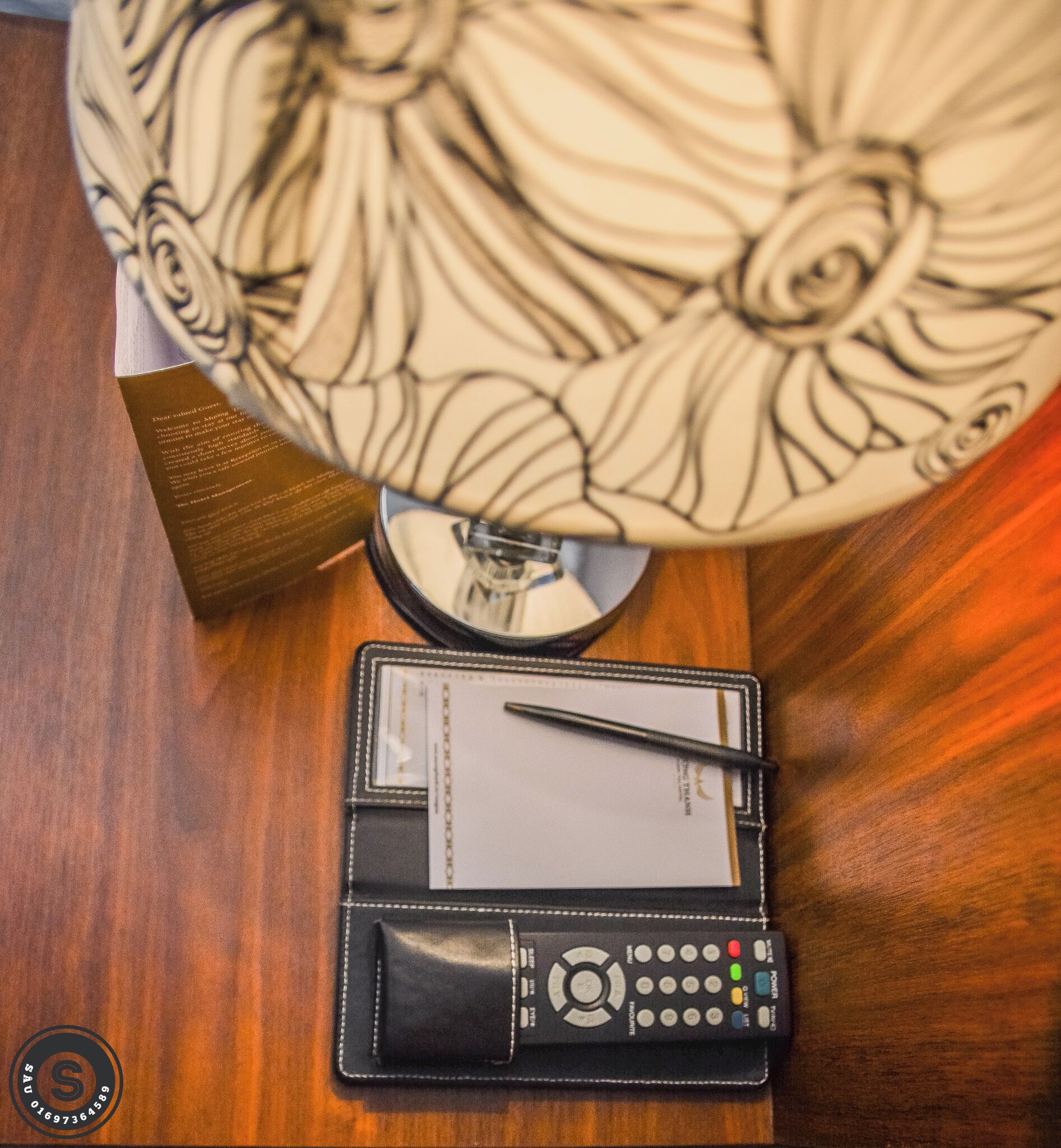 1 bedroom, premium bedding, down duvets, minibar