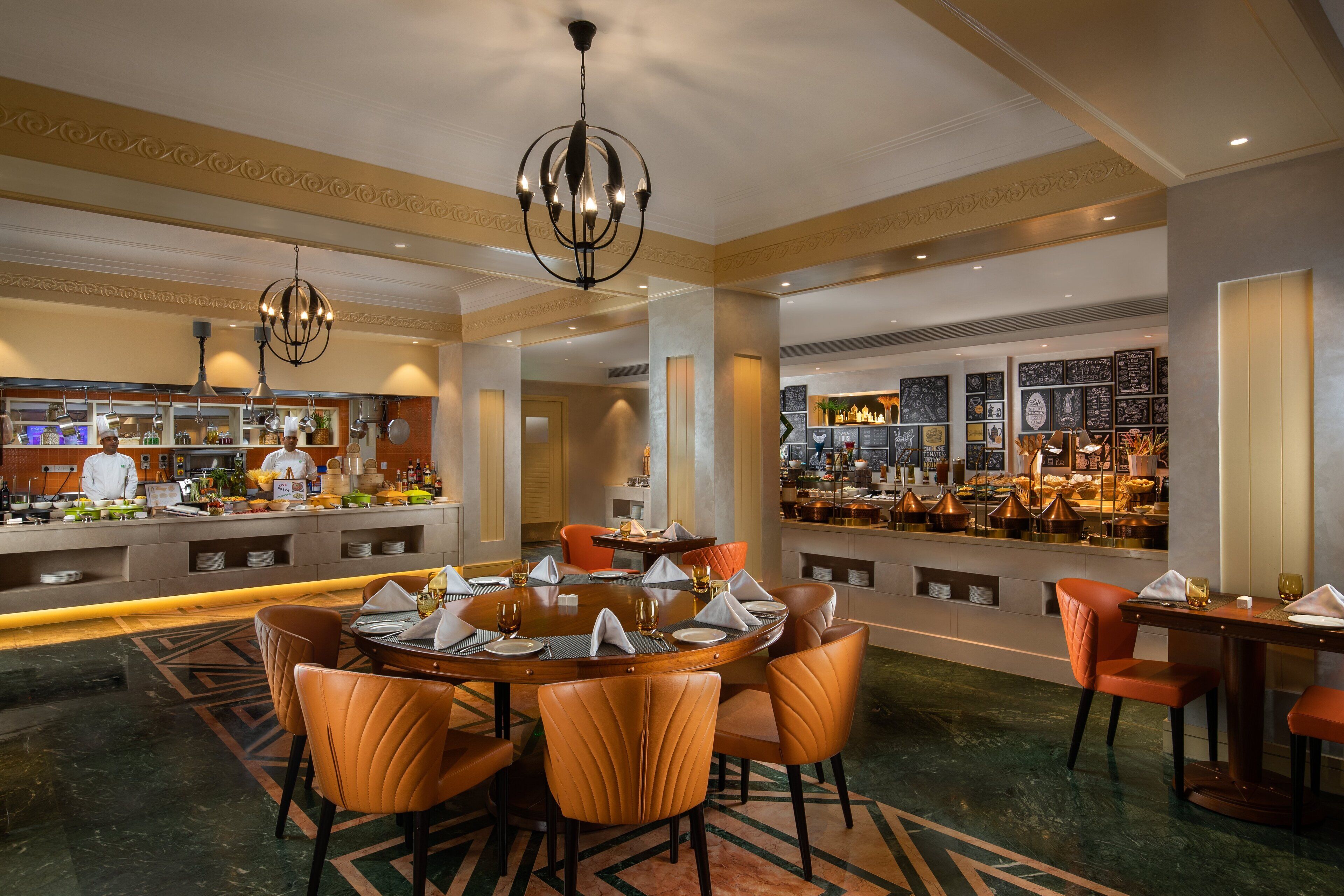 2 restaurants, breakfast, lunch served; local and international cuisine