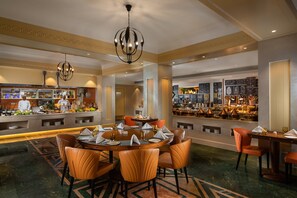 2 restaurants, breakfast, lunch served; local and international cuisine 