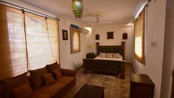 Hypo-allergenic bedding, in-room safe, individually decorated