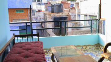 Room (Heritage) | Balcony