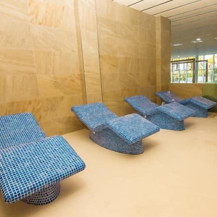 Sauna, hot tub, steam room, body treatments, body wraps, body scrubs
