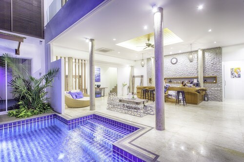 Escape De Phuket Hotel