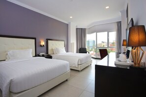 In-room safe, desk, cots/infant beds, rollaway beds