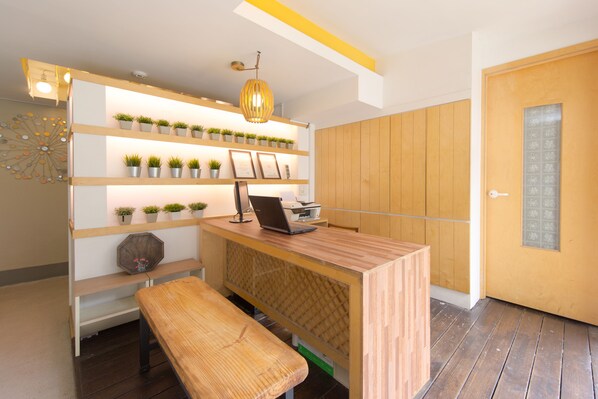 Lobby - Travel Monster (Seoul)