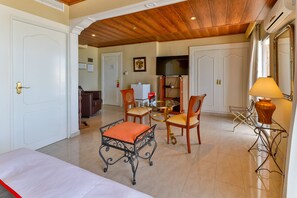 Premium bedding, desk, free WiFi, wheelchair access - Hotel Polamar  (Santa Pola)