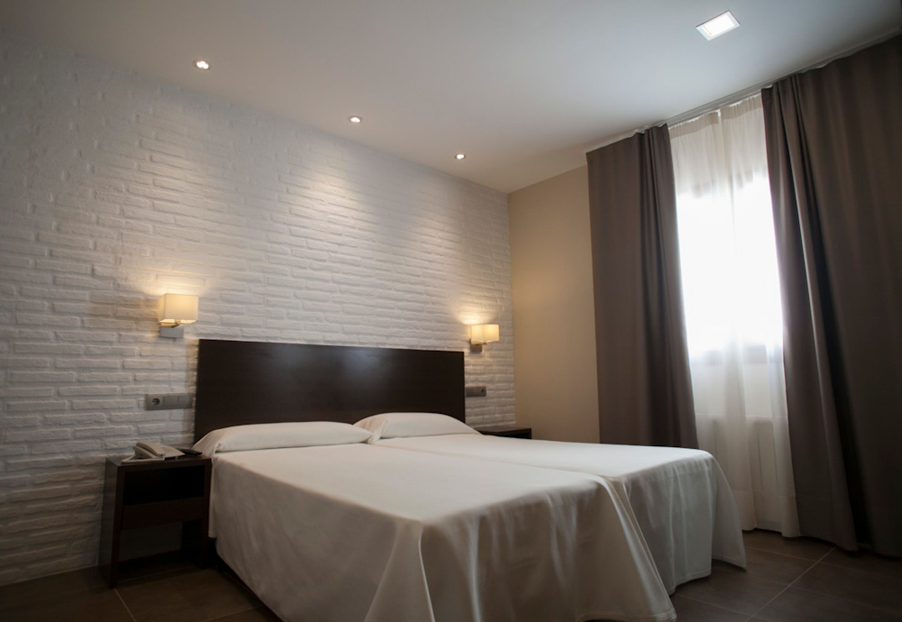 1 bedroom, in-room safe, desk, blackout curtains