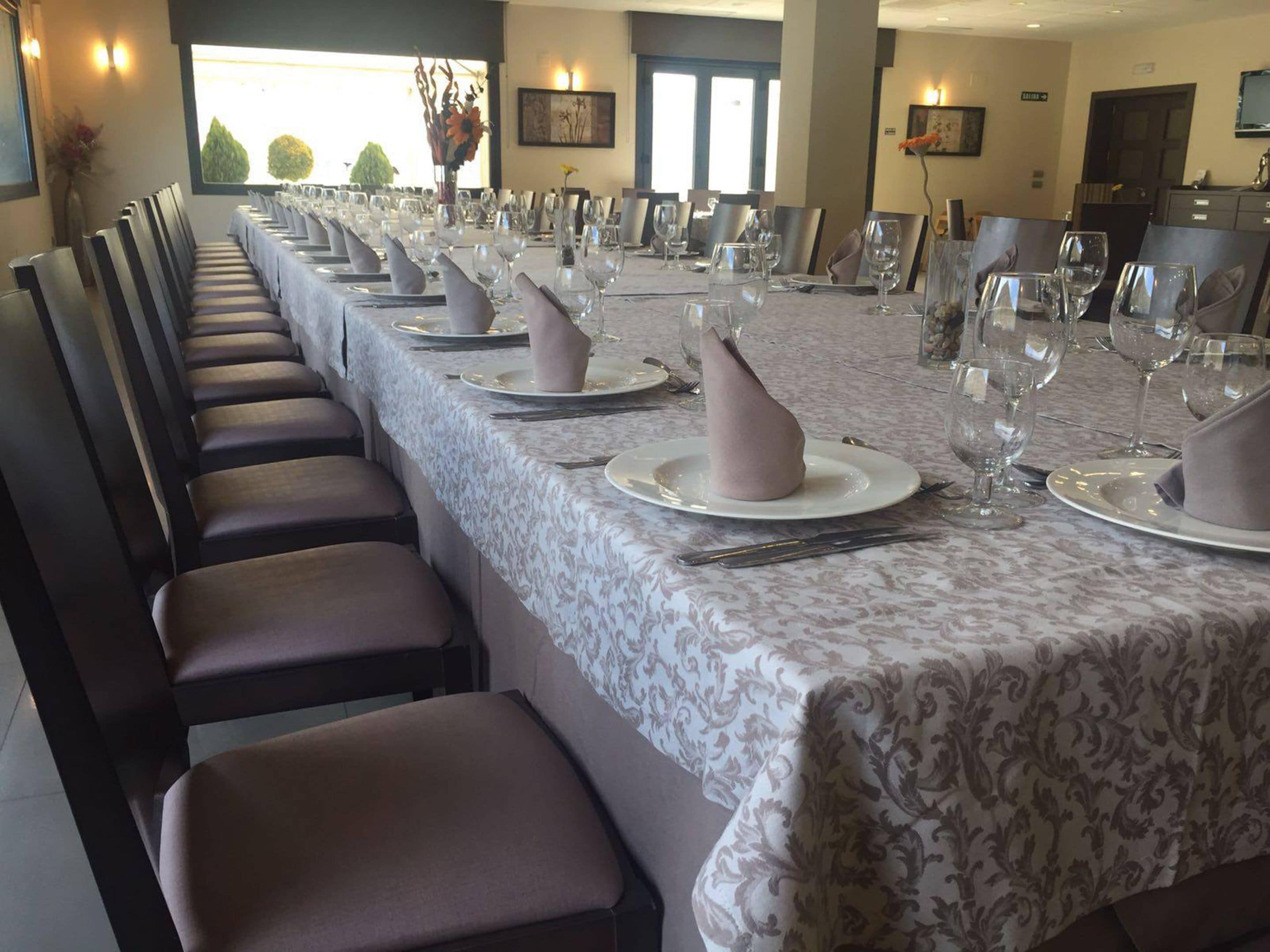 breakfast, lunch, dinner served; local cuisine