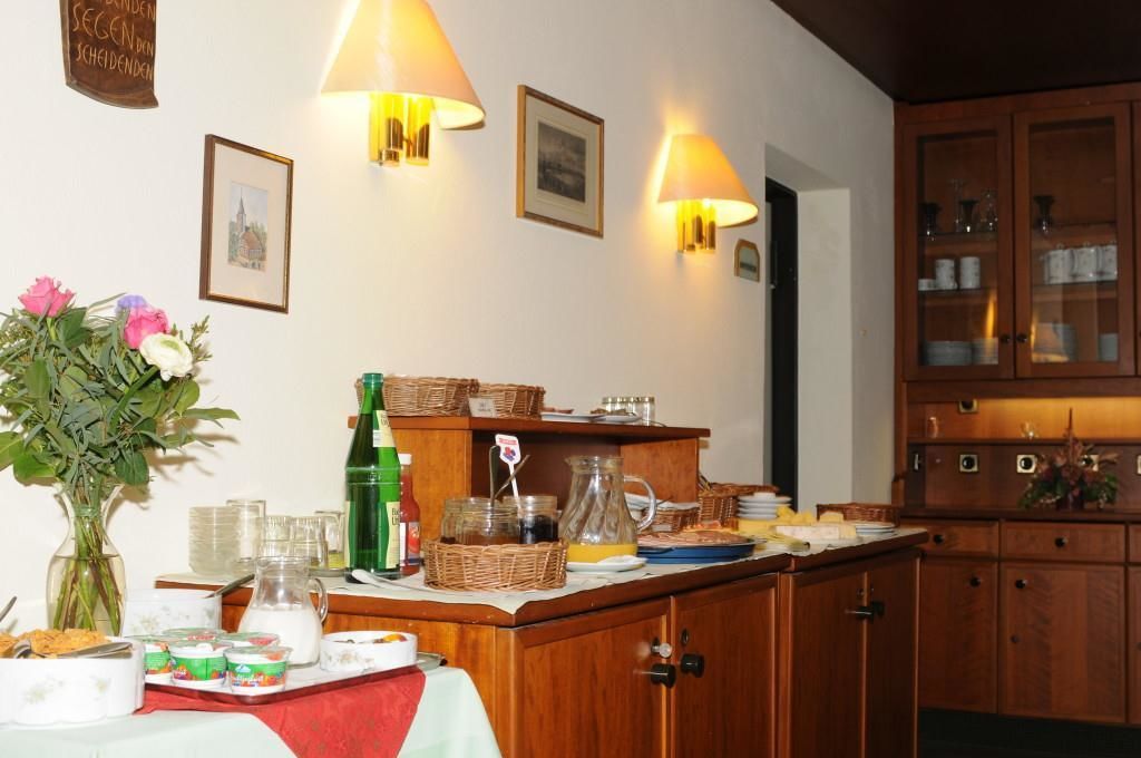 Daily buffet breakfast (EUR 6.00 per person)